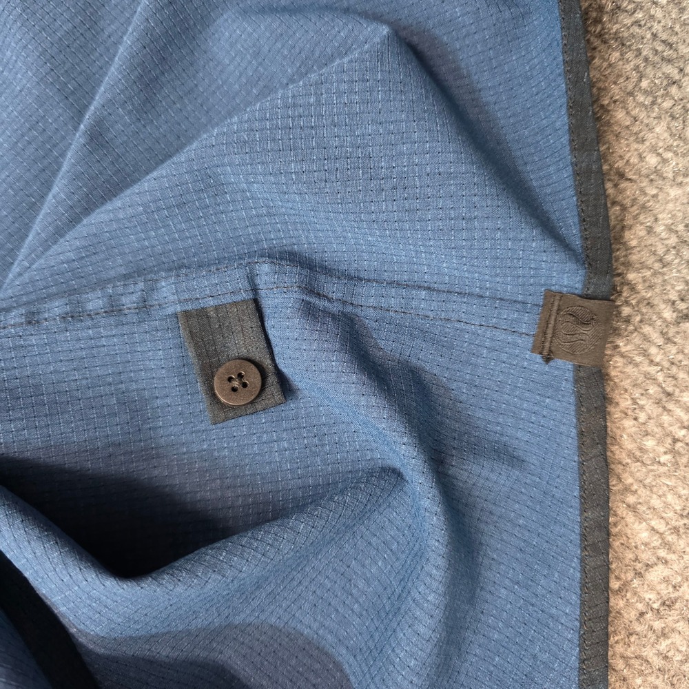 Lululemon Mens Large Short Sleeve Button Down Shirt Navy Blue Black Grid Ripstop - Picture 9 of 14